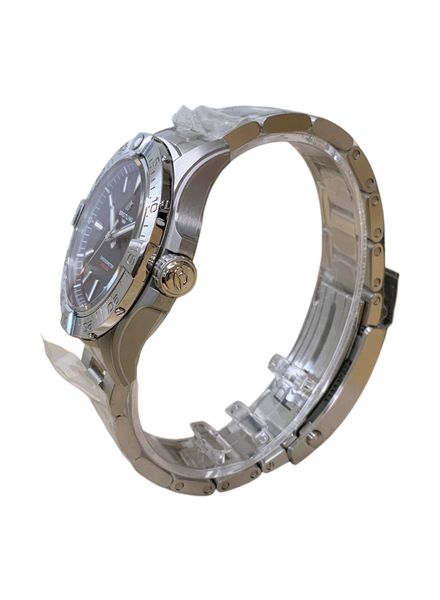 Breitling Avenger Automatic 42 A17328